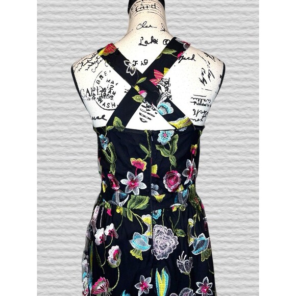 Cynthia Rowley Embroidered Floral Halter Dress Black Pink Size M Elegant - Picture 11 of 14